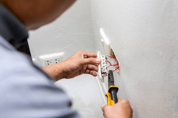 Best Emergency Electrical Repair  in South Charleston, WV